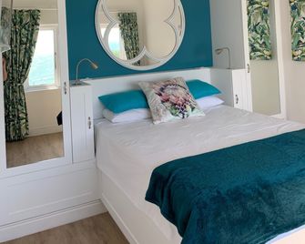 Sunny Cove Manor - Fish Hoek - Camera da letto