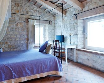 Valcastagno Relais & Residence - Sirolo - Slaapkamer
