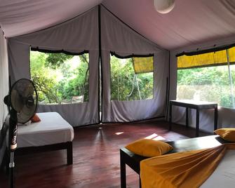 Elephant Lake Yala - Tissamaharama - Bedroom