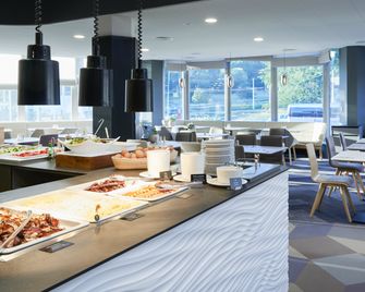 Orea Hotel Pyramida Praha - Prague - Buffet