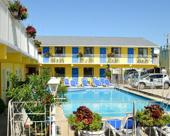 Nantucket Inn & Suites - Wildwood - Building