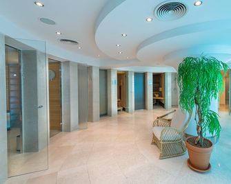 K+K Hotel Opera Budapest - Budapest - Reception