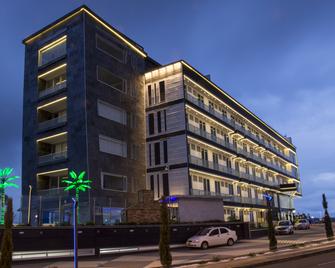 Punta Diamante Premium Hotel - Piedecuesta - Edificio