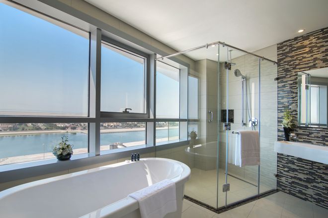 Pearl Rotana Capital Centre - Abu Dabi - Baño