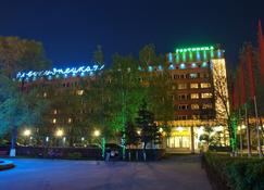 Novokuznetskaya Hotel - Novokoeznetsk - Gebouw