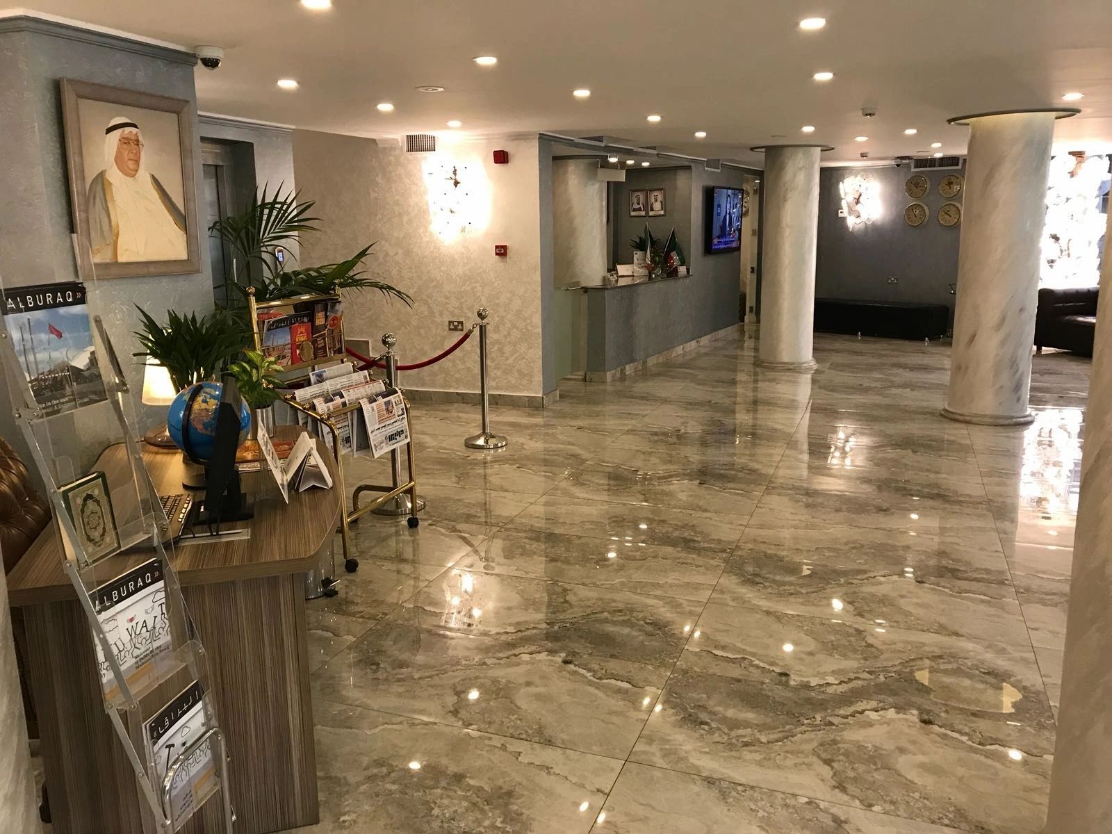 Salmiya International Hotel - Salmiya - Lobby