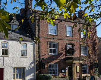 The Ilchester Arms Hotel - Yeovil - Κτίριο