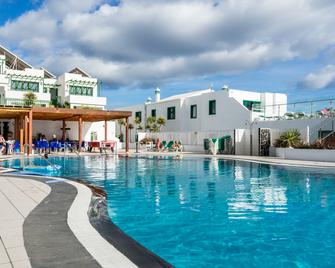 Bluesea Hotel Los Fiscos - Puerto del Carmen - בריכה