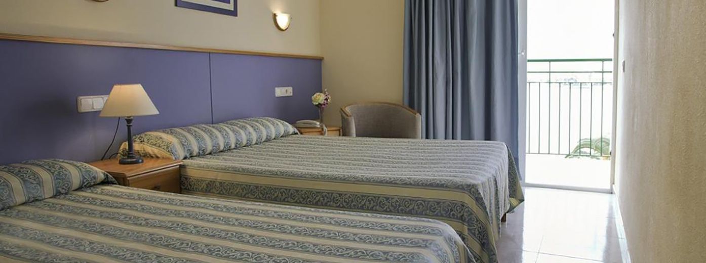 Hotel Playasol Maritimo - Ibiza - Sypialnia
