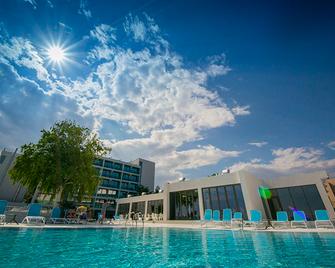 Hotel Turquoise - Venus - Piscina