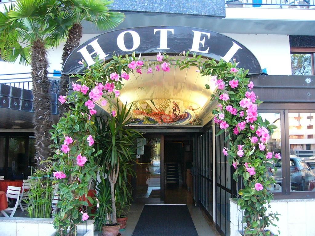 Hotel Serena - Grado - Gebäude