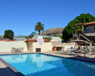 Sands Inn & Suites - San Luis Obispo - Pool