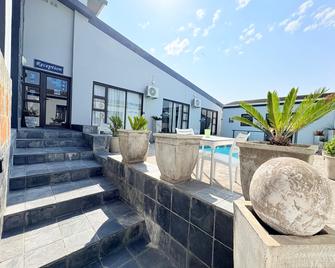 Le Blue Guesthouse - Πορτ Ελίζαμπεθ - Κτίριο