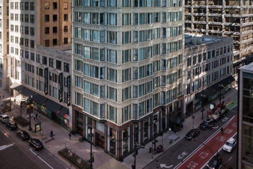 Staypineapple, An Iconic Hotel, The Loop - Chicago - Building