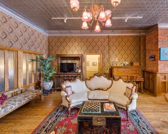 The Bishop Hotel - Port Townsend - Lobby