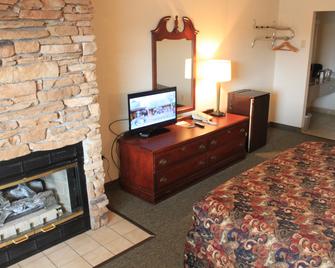 Landmark Inn - Sevierville - Bedroom