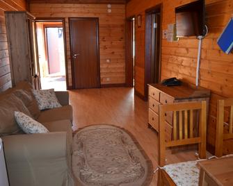 Tyagachev Ski Resort - Kruglino - Sala de estar