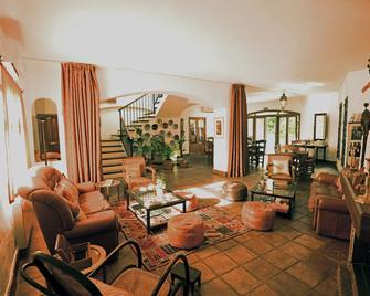 Los Castaños- Adults Only - Cartajima - Sala de estar