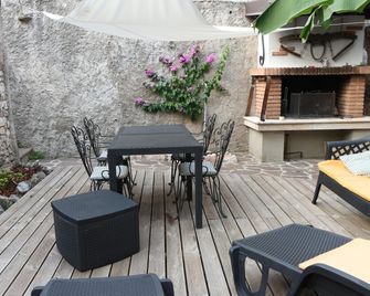 B&B Casa Elena Camere e Appartamenti sul Lago di Garda - Gargnano - Patio