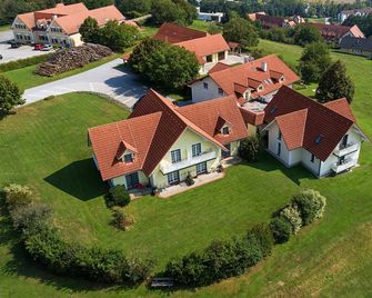 Sonntagsberg Hof Familie Fiedler - Bad Waltersdorf - Venkovní prostory