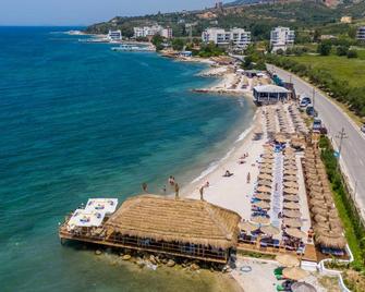 Hotel Edva - Radhimë - Playa