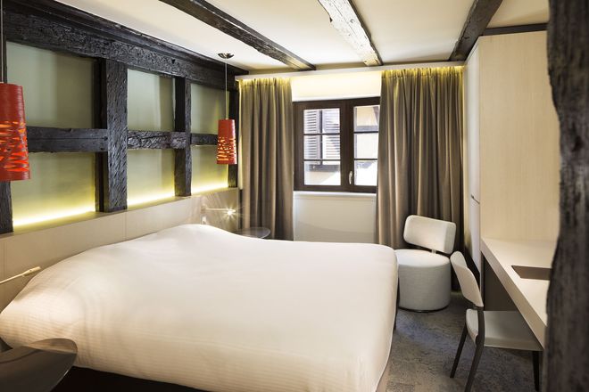 Hôtel Le Colombier - Colmar - Bedroom