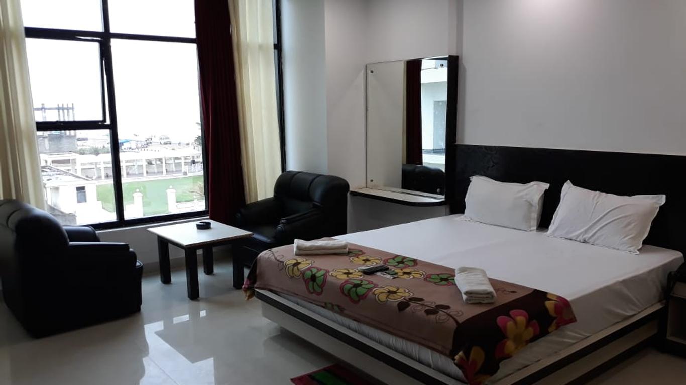 Goroomgo Shayon Residency Puri