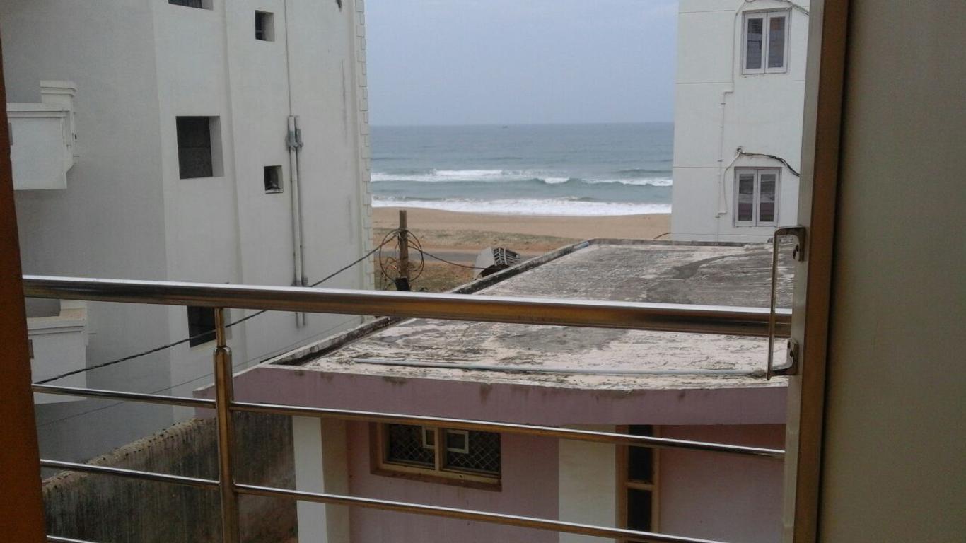 Goroomgo Unique Beach inn Puri