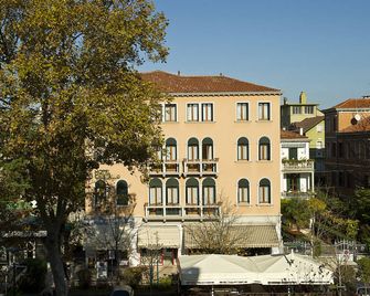 Hotel Cristallo - Venice - Toà nhà