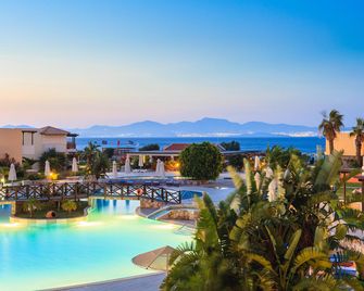 Natura Park Village Hotel & Spa - קוס - בריכה