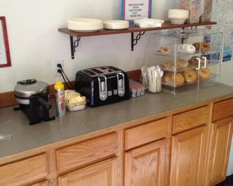 Coeur D' Alene Budget Saver Motel - Coeur d'Alene - Buffet