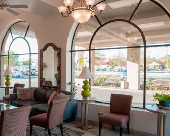 Motel 6 Anaheim Hills. Ca - Anaheim - Lobby