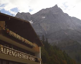Alpengasthof & Alpencafé Eng - Hinterriss - Building