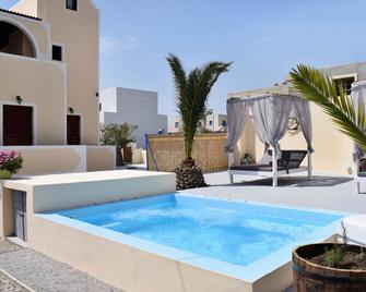 Marina's Studios - Thira - Basen
