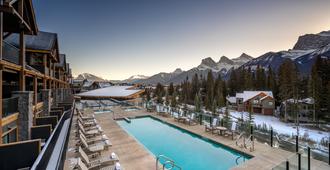 The Malcolm Hotel - Canmore - Piscina