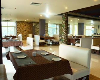 Super Hotel O Harsh Regency - Ranchi - Restaurant