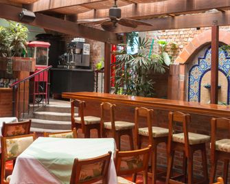 Hotel Dunn Inn - San José - Bar