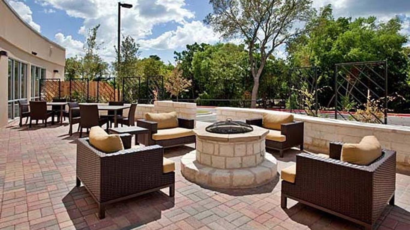 Courtyard by Marriott Austin Parmer/Tech Ridge
