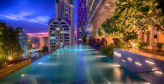 Eastin Grand Hotel Sathorn - Bangkok - Zwembad