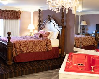 Hyannis Plaza Hotel - Hyannis - Bedroom