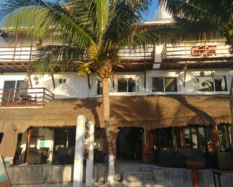 Hotel El Fuerte Mahahual - Majahual - Edificio
