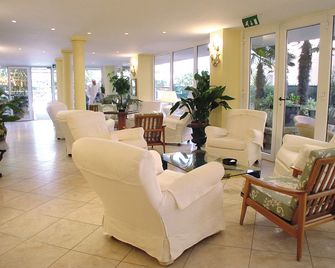 Hotel B&B Montecarlo - Cervia - Accommodatie extra