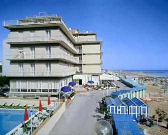 Hotel President's - Pesaro - Κτίριο