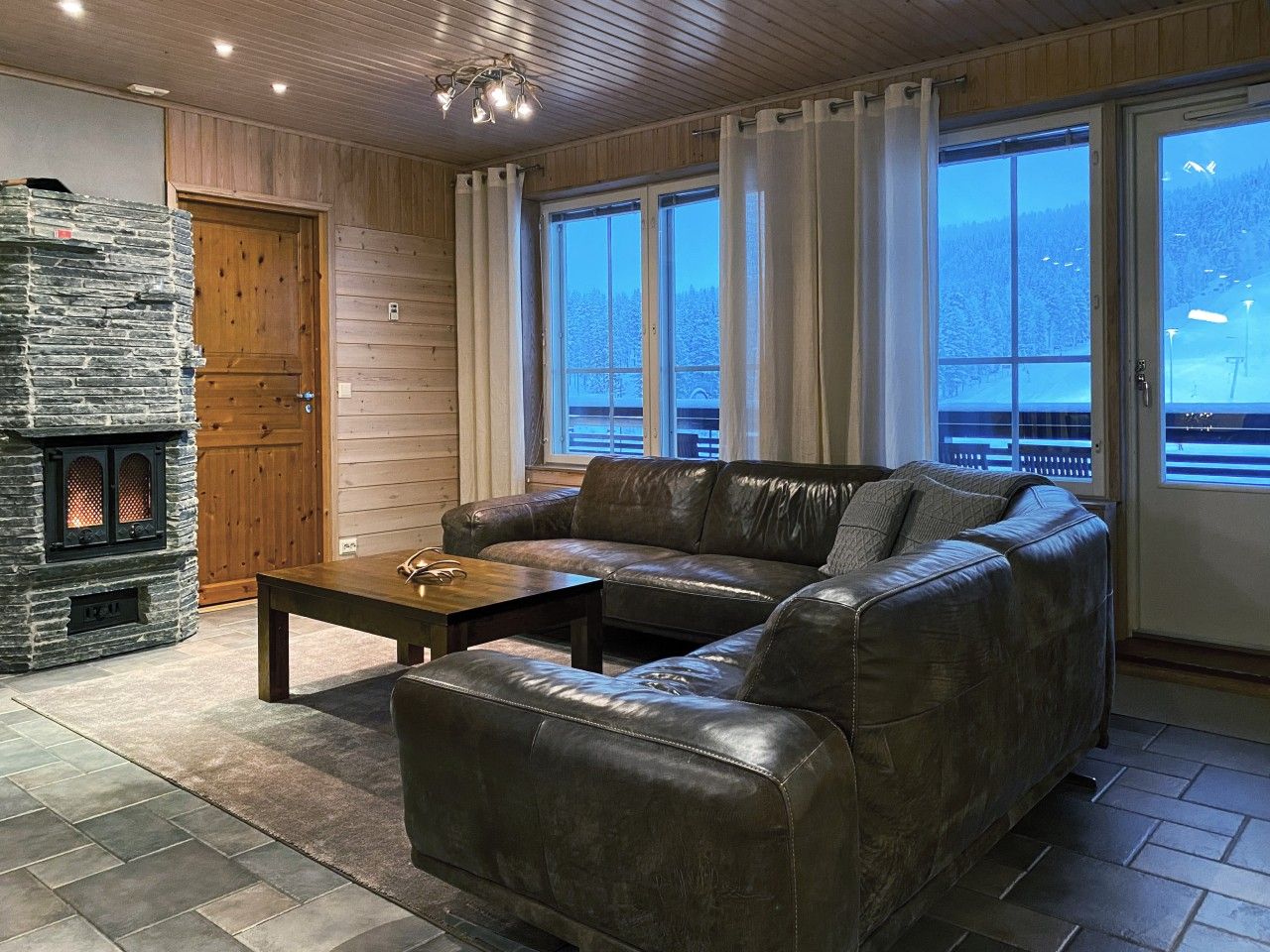Levin Alppitalot Alpine Chalets Deluxe - ليفي - غرفة معيشة