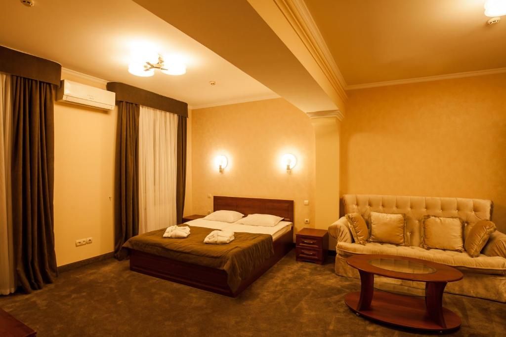 Maria Garden hotel & restaurant - Ivano-Frankivsk - Habitación