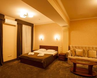 Maria Garden hotel & restaurant - Ivano-Frankivs’k - Bedroom
