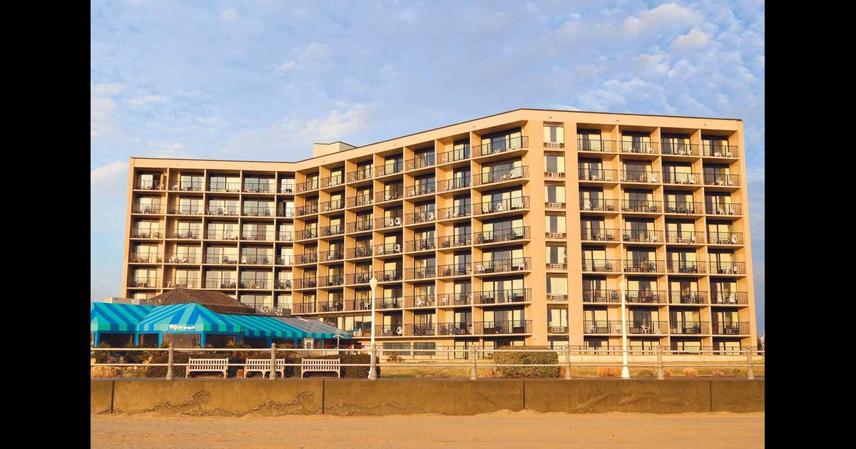 Surfbreak Oceanfront Hotel Ascend Hotel Collection 65 (̶2̶3̶3̶