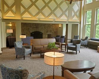 Golden Eagle Lodge - Waterville Valley - Lounge