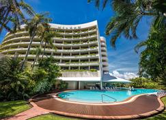 Hilton Cairns - Cairns - Building