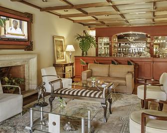Las Lomas Casa Hotel - Asunción - Bar